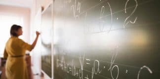 Concurso para contratação de 2 mil professores em Fortaleza é aprovado oncurso para contratação de 2 mil professores